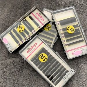 Minky’s Individual lashes